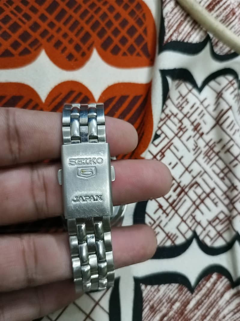 Seiko 5 Automatic 4