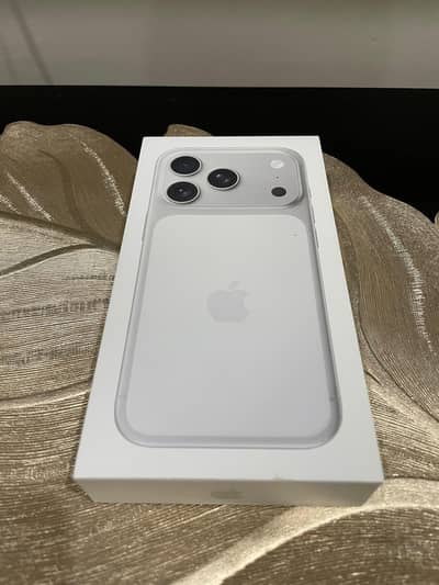 Apple iPhone 17 Pro Silver 256GB Sealed Box Non PTA