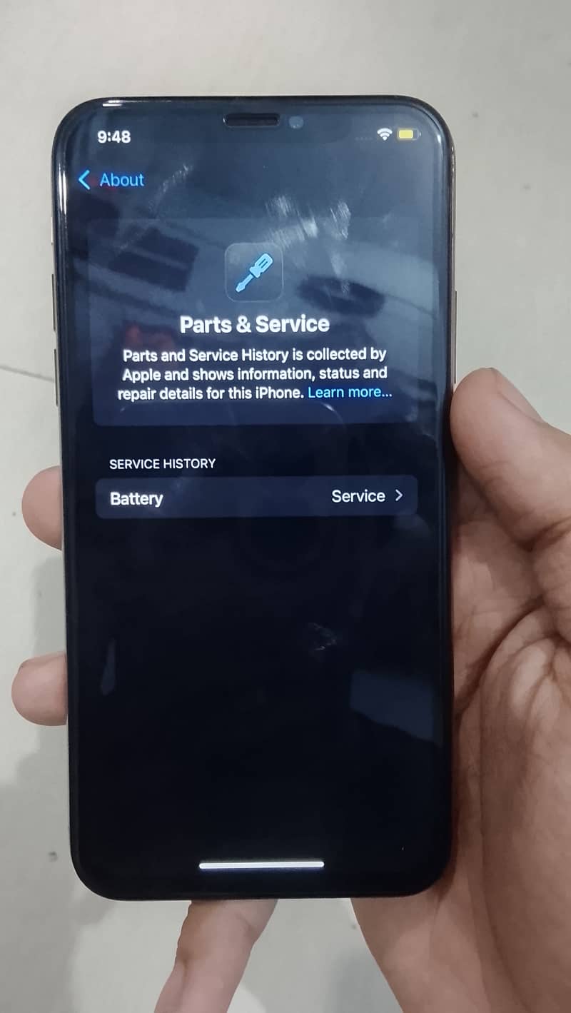 Apple iPhone XS 4
