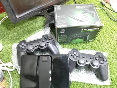 Retro Gaming Stick with 2 Wireless Controllers – New