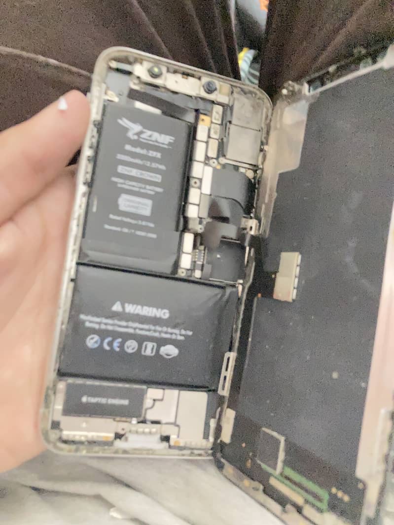 Apple iPhone X 0