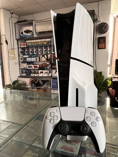 PS5 Slim 1TB disc edition
