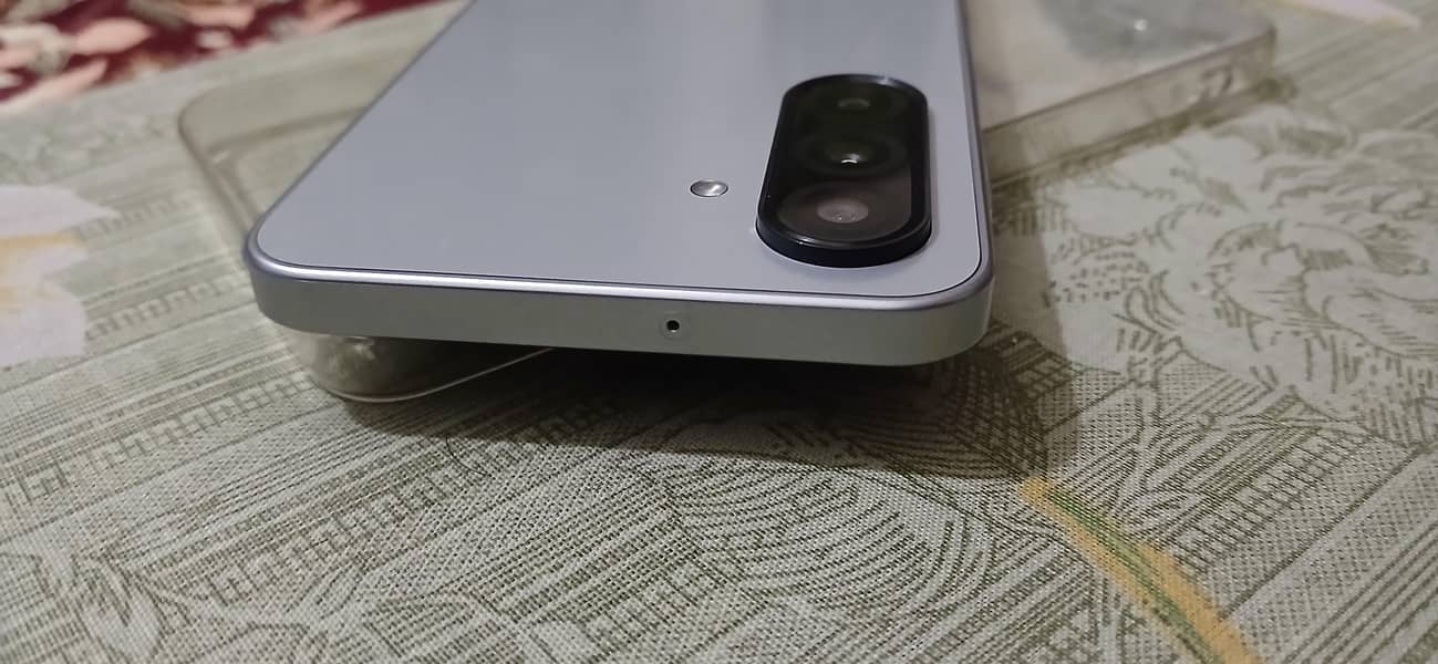 Samsung Mobile A17 5