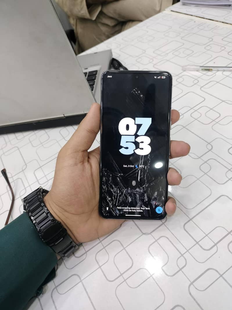 Google Pixel 8 Pro 1