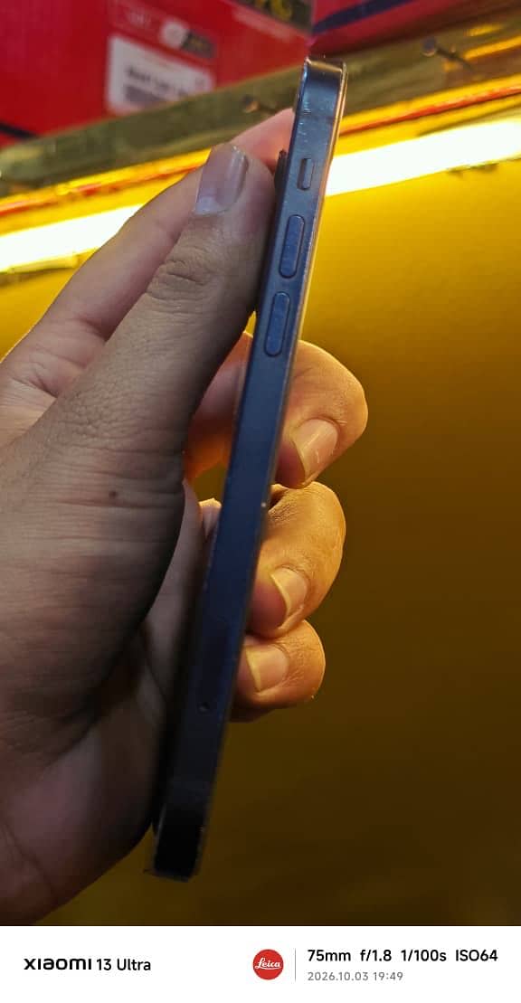 Apple iPhone 12 5
