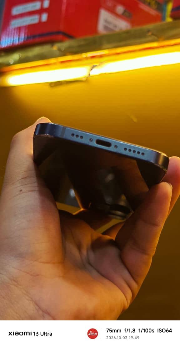 Apple iPhone 12 7