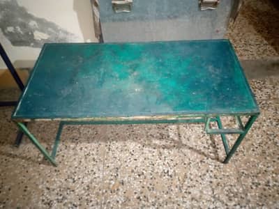 iran table Rs. 8000