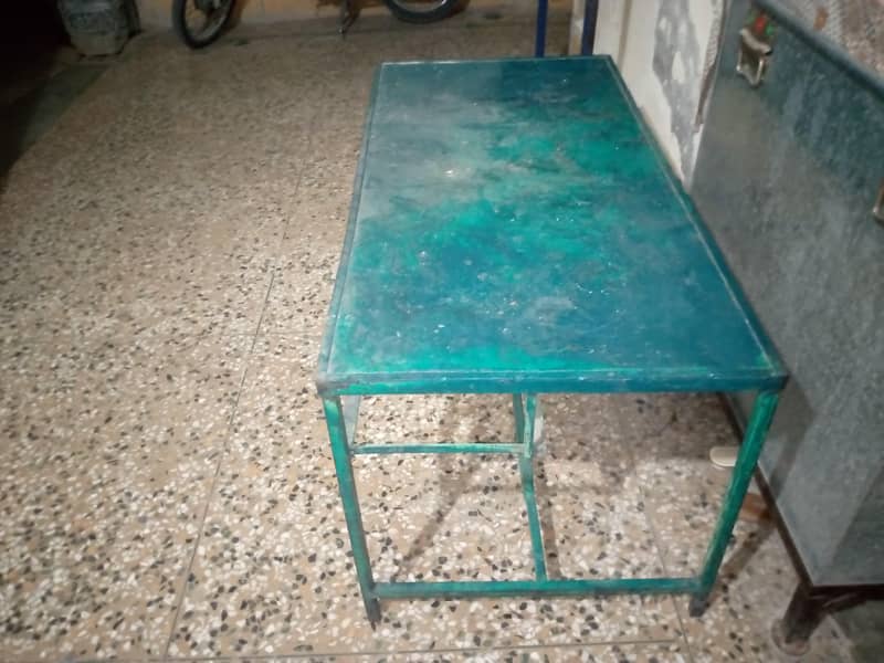 iran table Rs. 5000 2