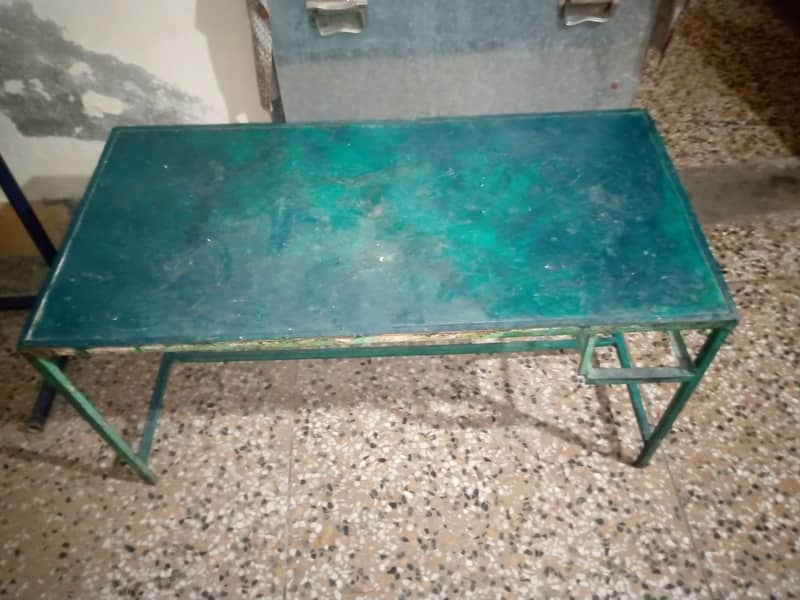 iran table Rs. 5000 3