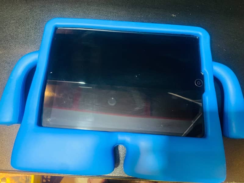 iPad 1st generation YouTube operational. 5
