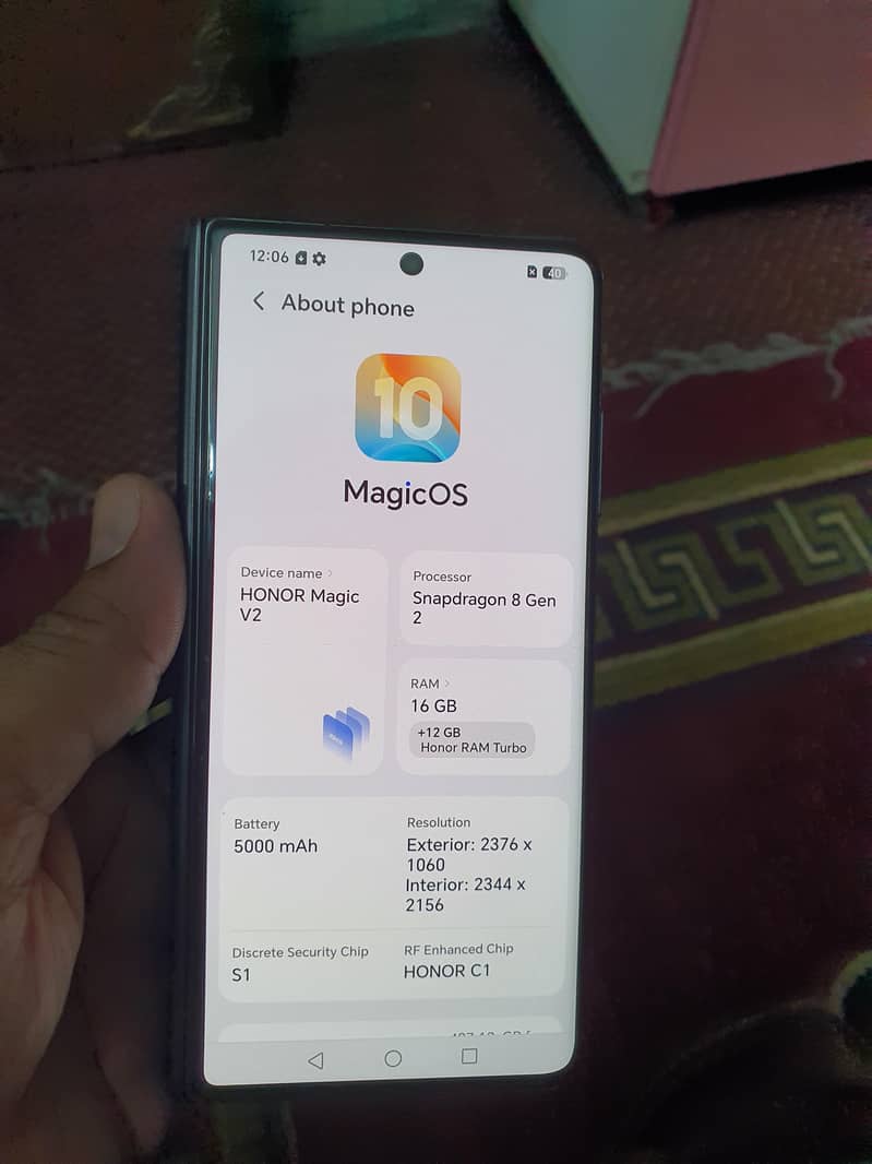 Honor Magic V2 1