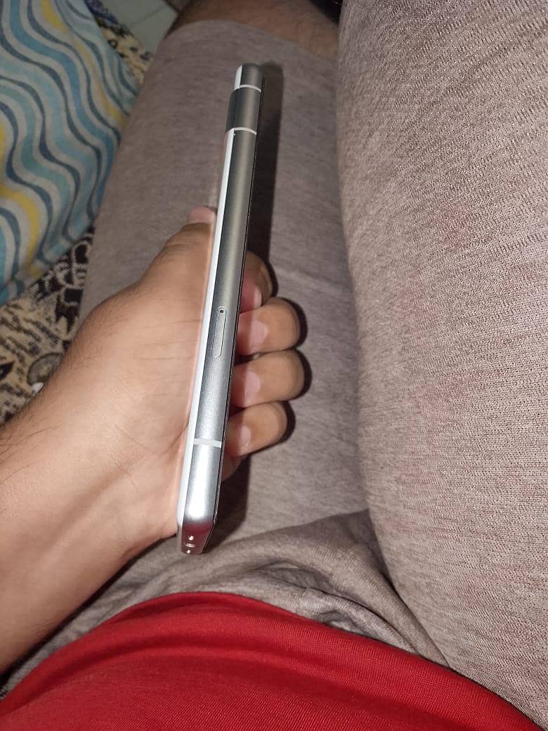 Google Pixel 7 2