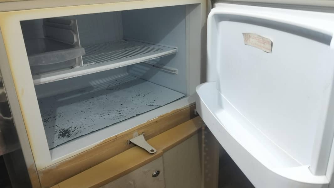 PEL Refrigerator 7