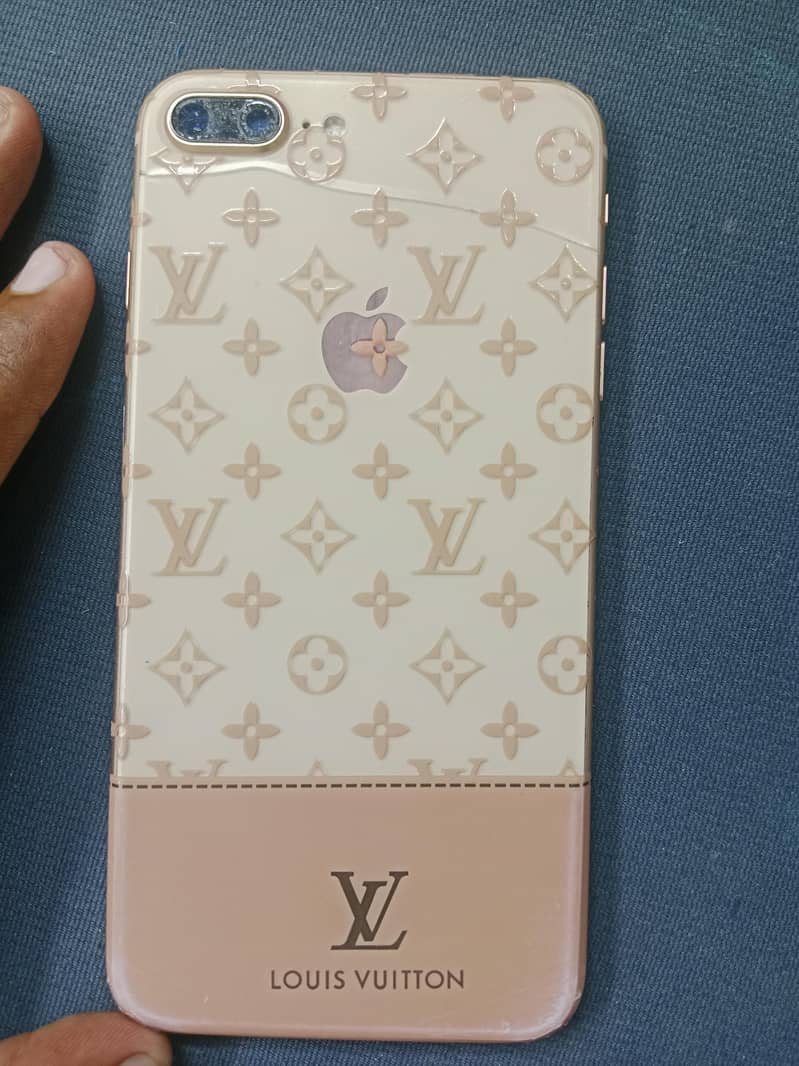 Apple iPhone 8 Plus 0