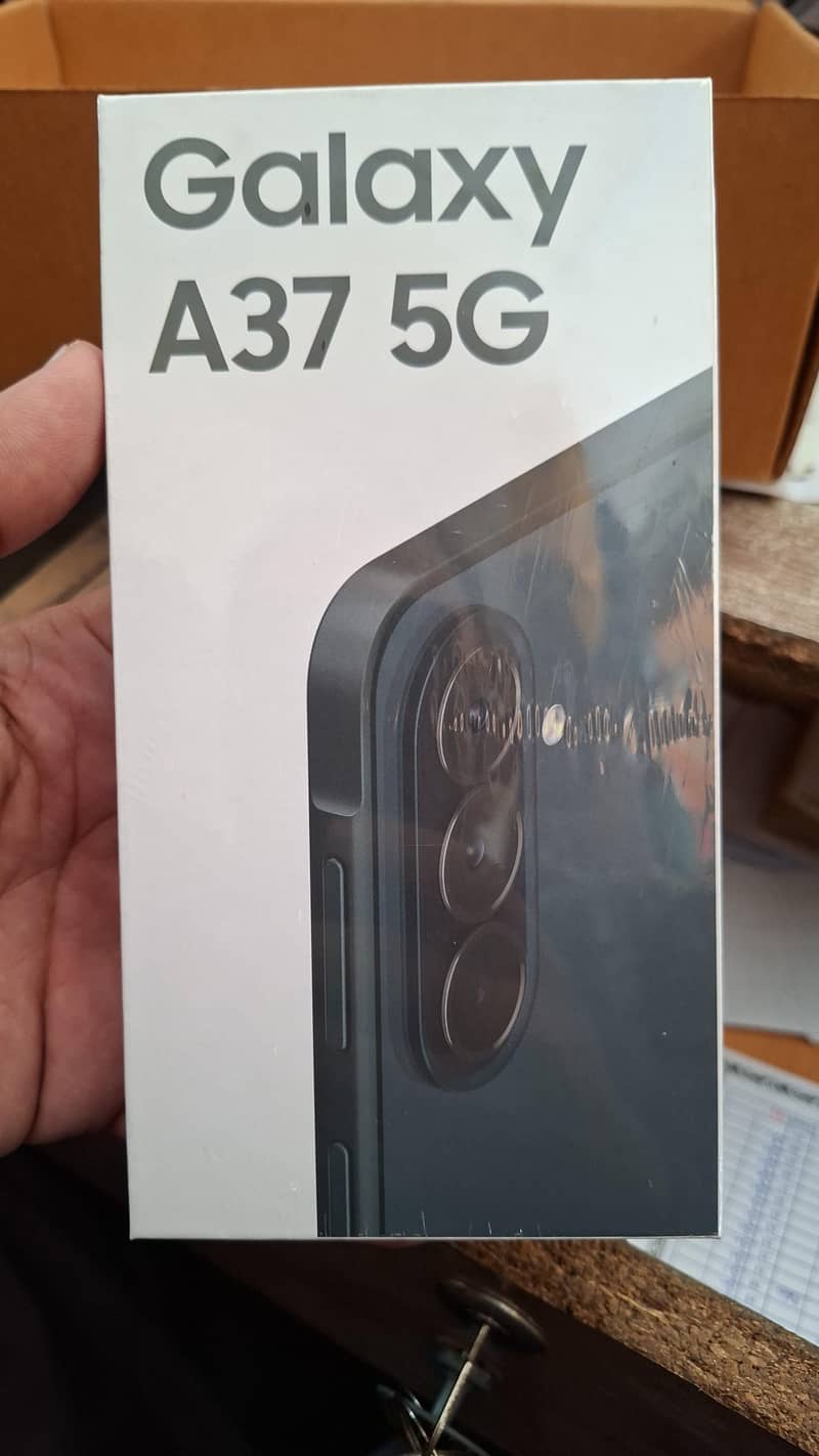 Samsung Mobile A37 1