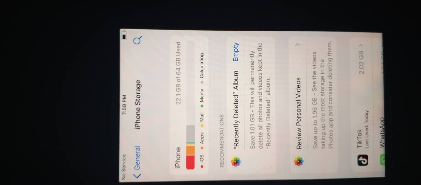 Apple iPhone 8 3