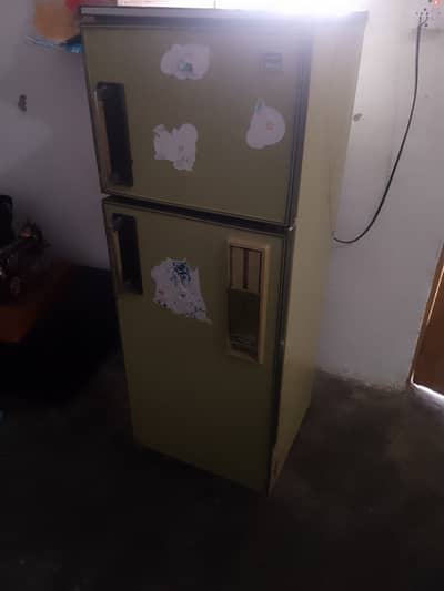 Refrigerator