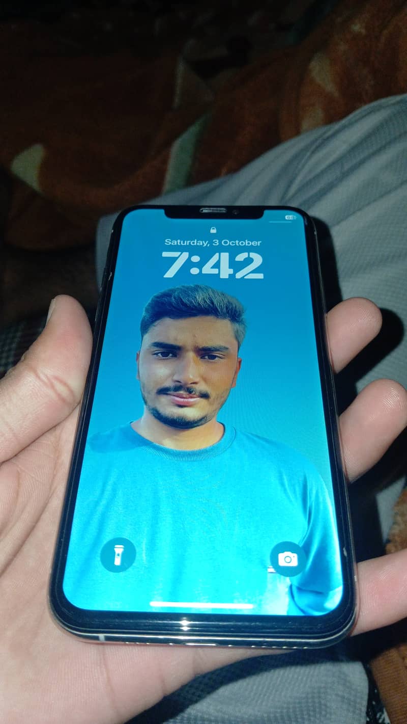 Apple iPhone XS 0