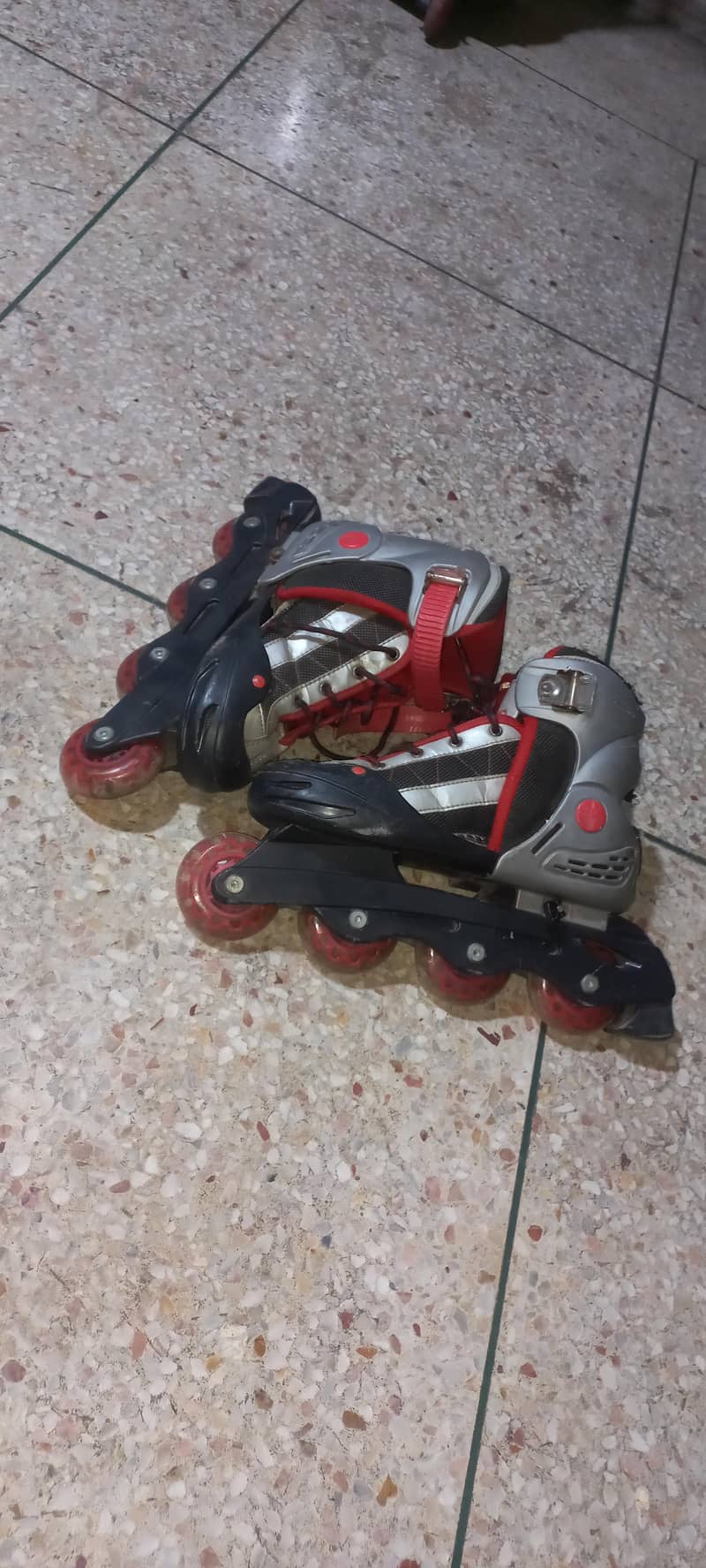 skating shose 0