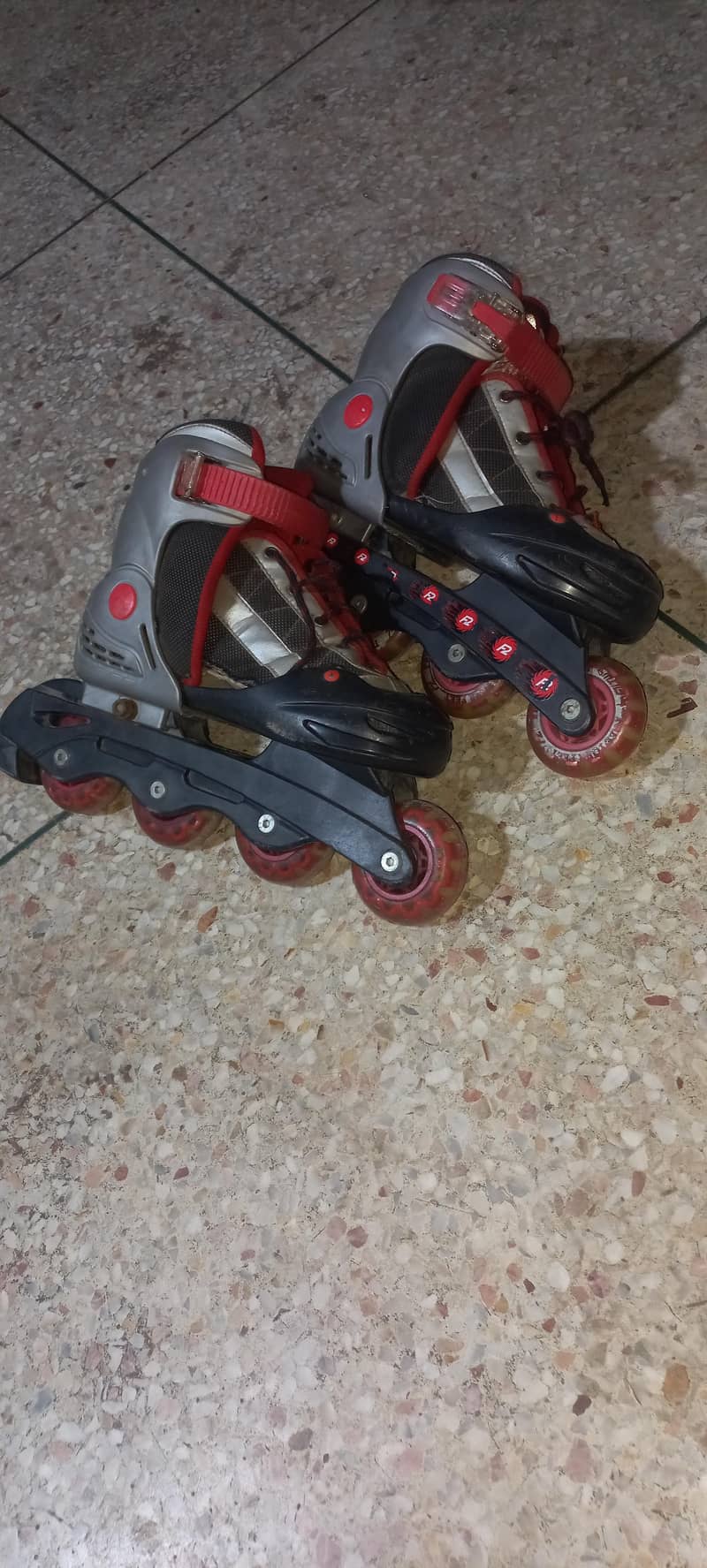 skating shose 3
