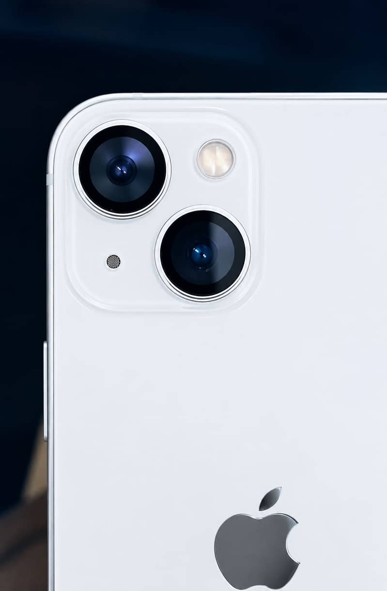 Apple iPhone 13 5