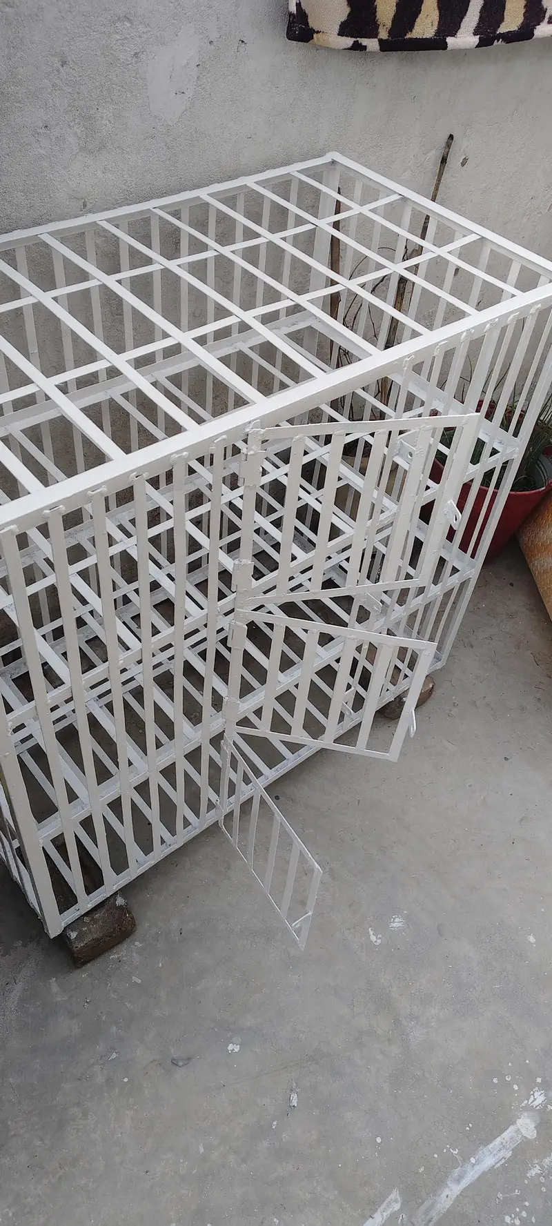 Iron Cage 3 story 3 x 3 x 2 ft — photo 2
