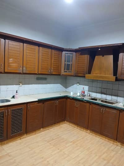 Renovated 3 bed drawing lounge ground floor portion for rent marble flooring America kitchen 24 hours water and electricity