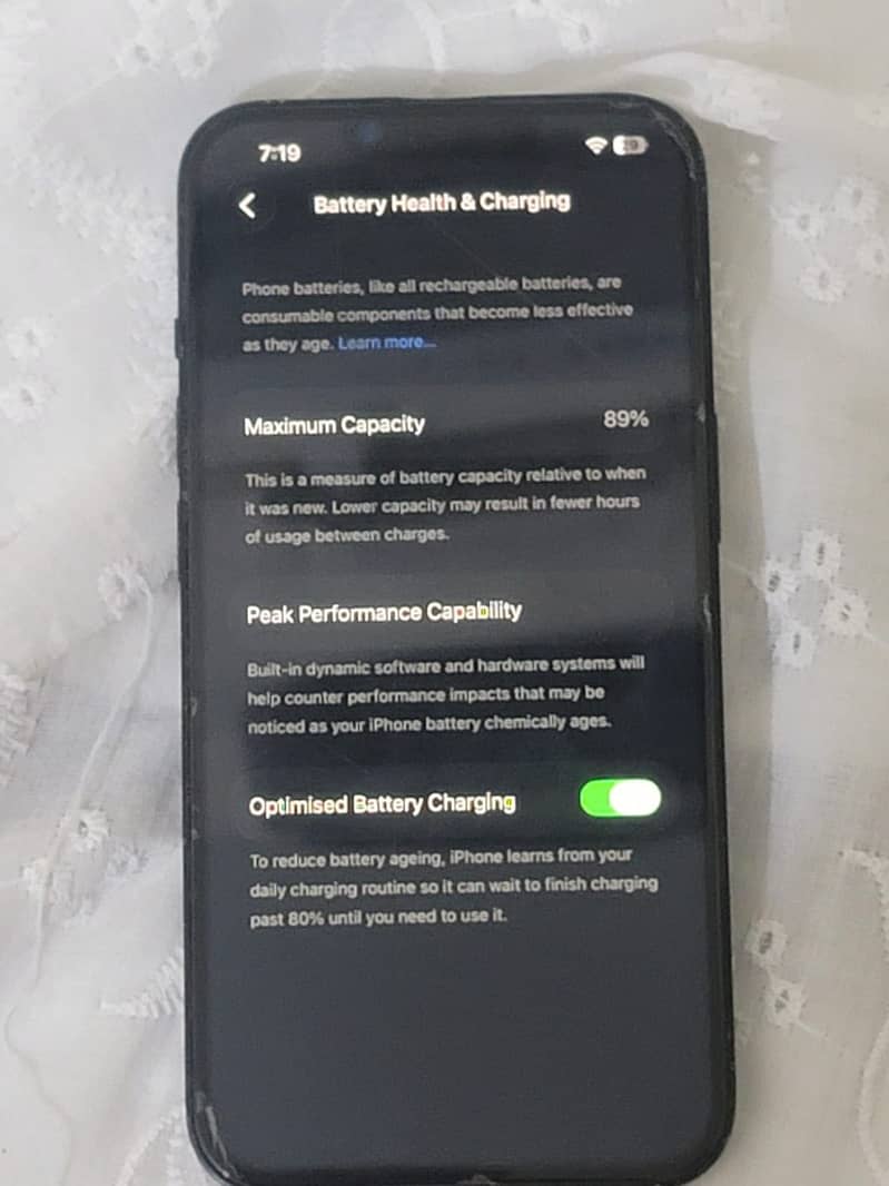 Apple iPhone 14 3