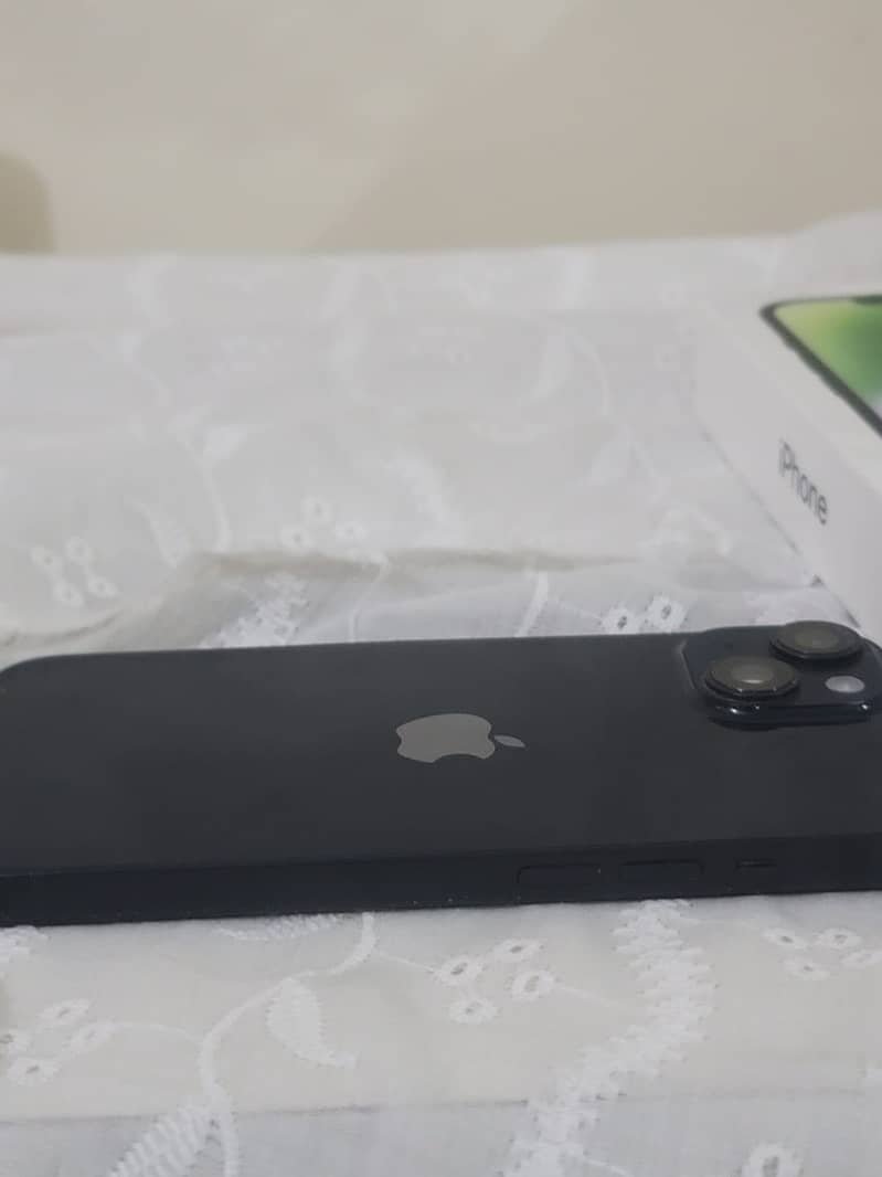Apple iPhone 14 8