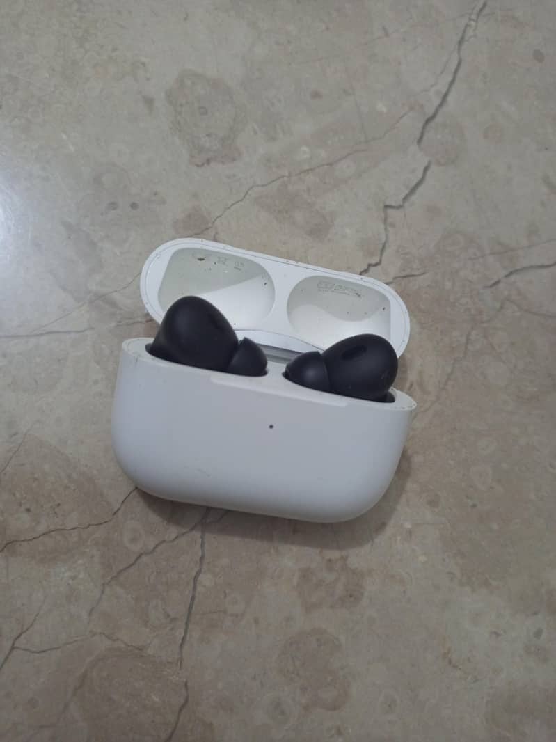 airpods 0