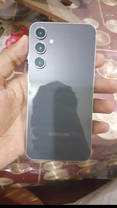 Samsung Galaxy S23 FE 8GB/128GB – 10/10 Mint Condition – Non-PTA