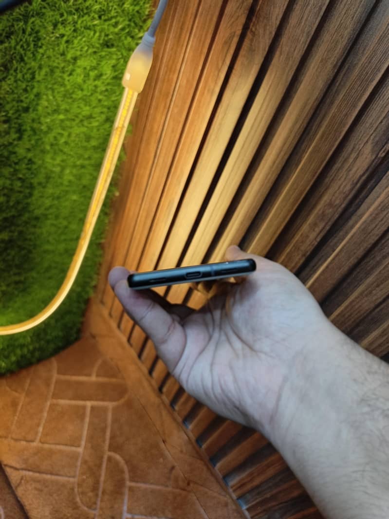 Google Pixel 6a 8