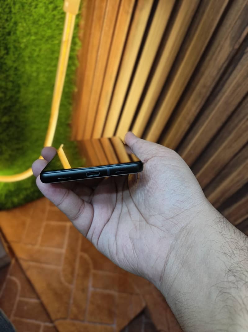 Google Pixel 6a 9