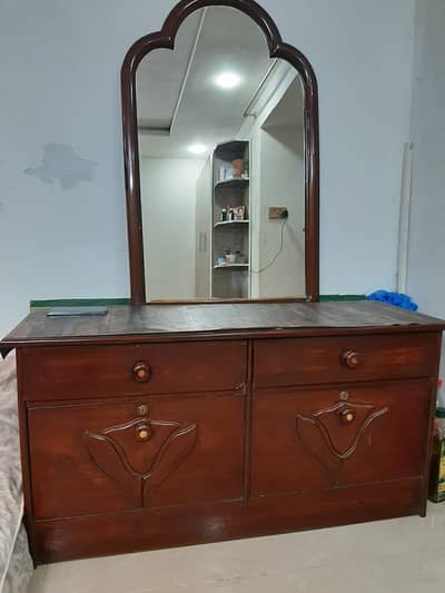 dressing table