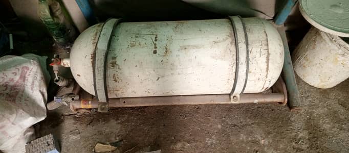 Original Suzuki CNG / LPG Cylinder & Complete Kit (Excellent Condition