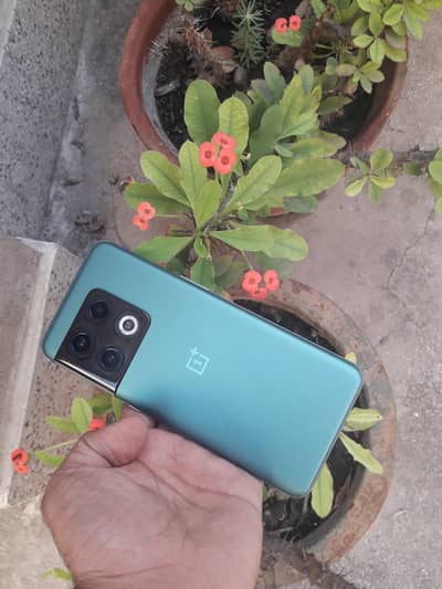 One Plus 10 Pro 5g 12gb ram 256gb gaming phone in Lush condition 10/10