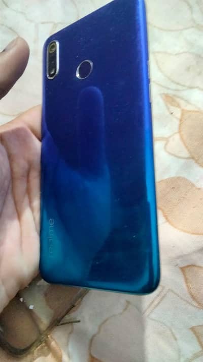 Realme 3