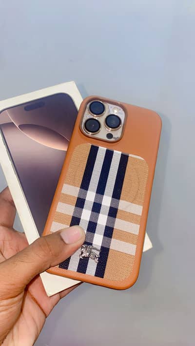 Apple iPhone 16 Pro Max