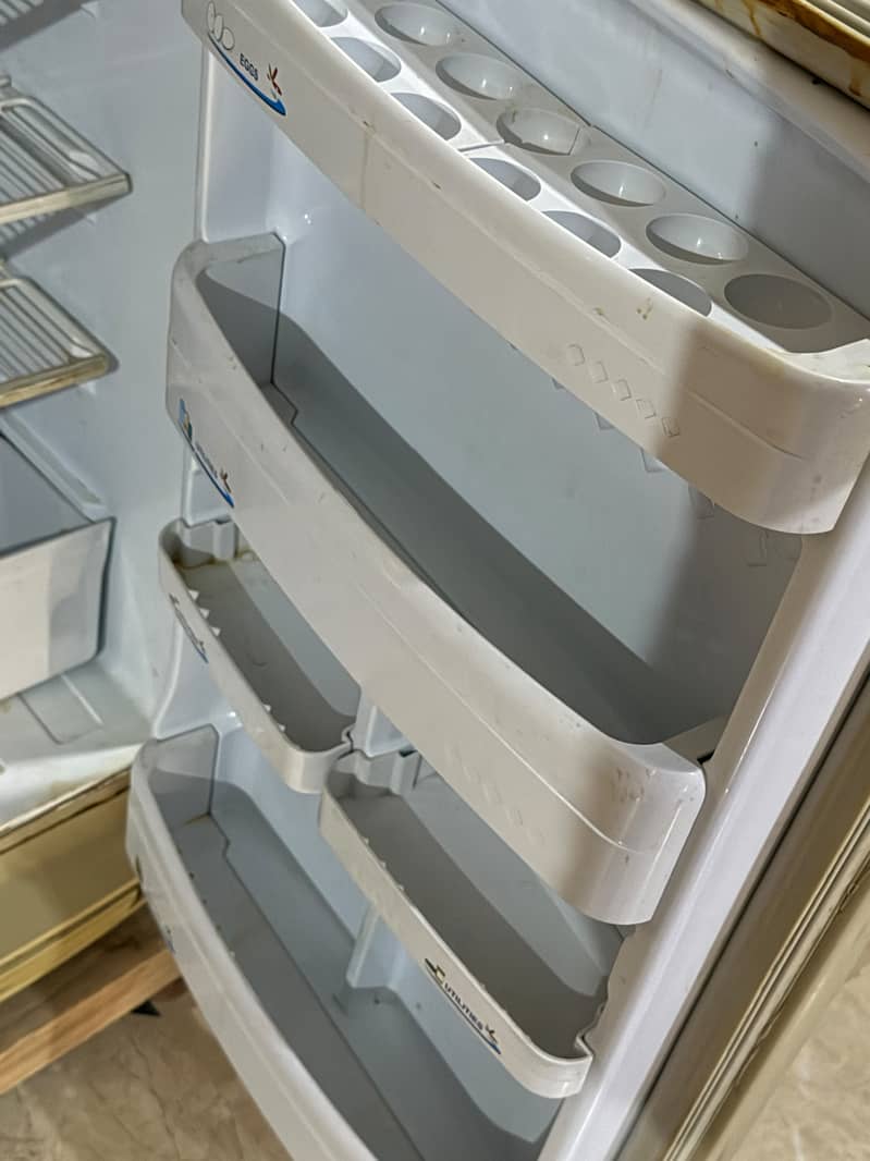 PAL refrigerator 0