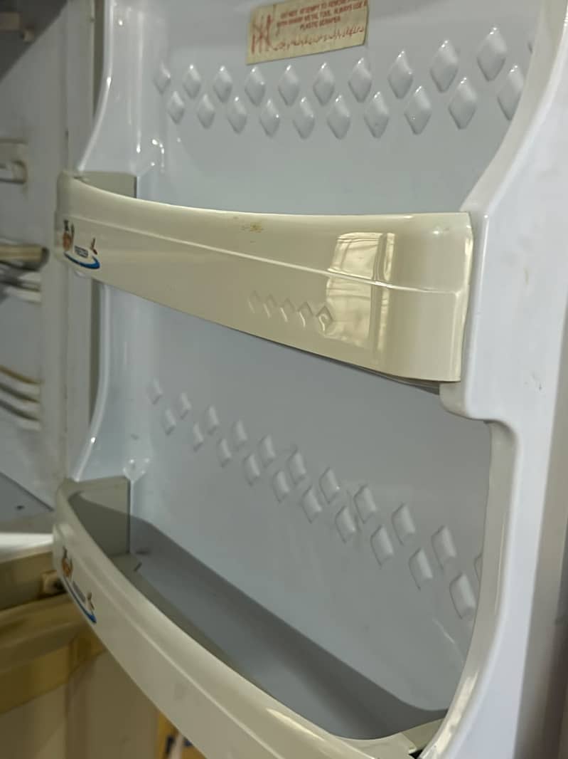 PAL refrigerator 3