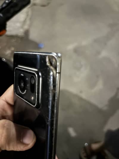 Sharp Aquos R5G sale and exchange possible with good device