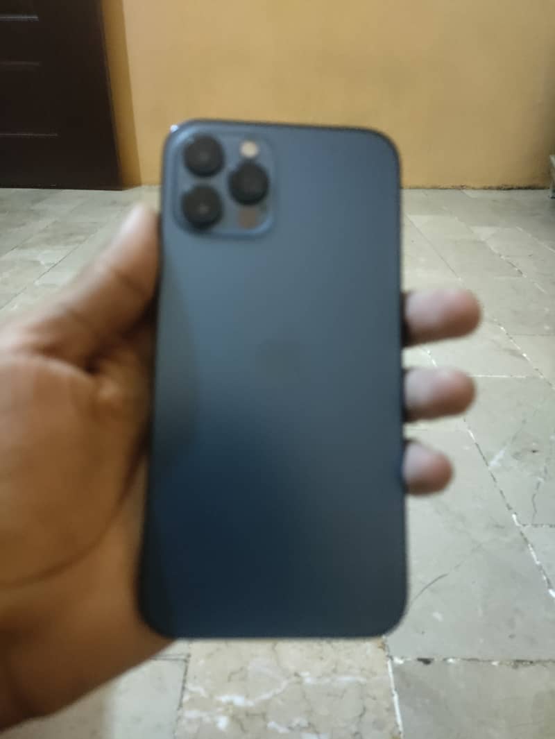 Apple iPhone 12 Pro 2