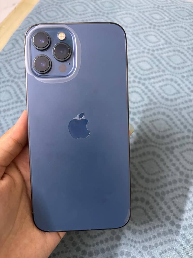 Apple iPhone 12 Pro Max 3