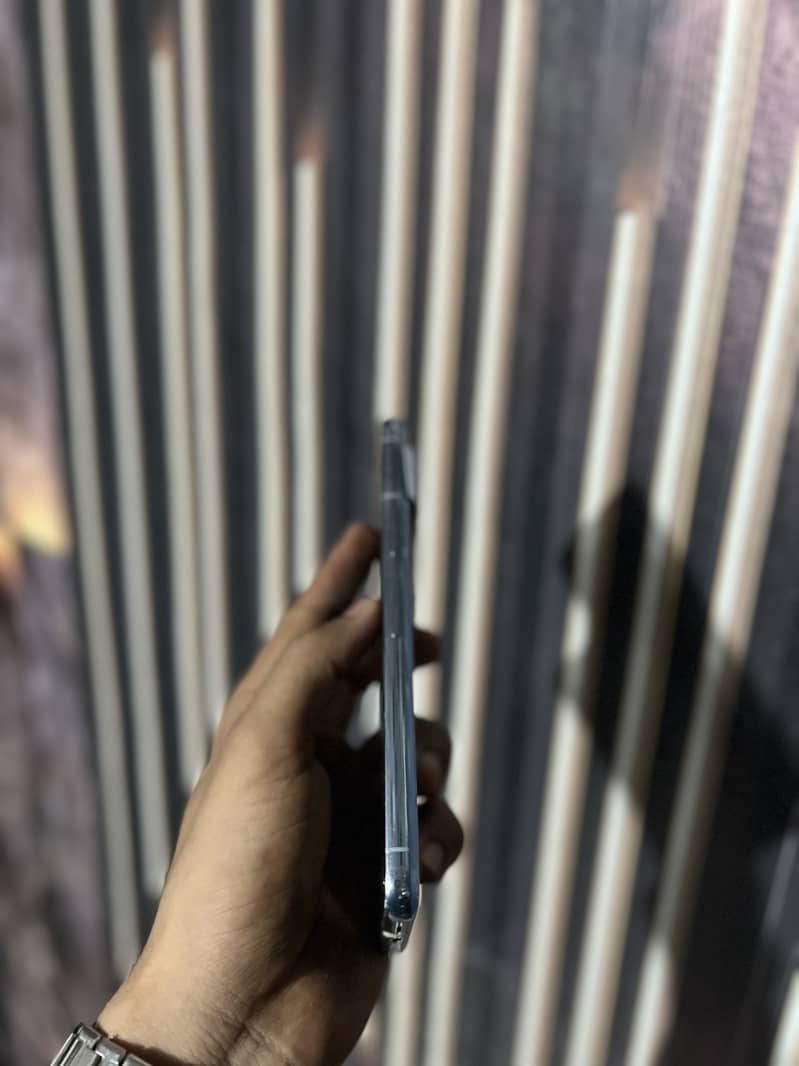 Google Pixel 8 Pro 2