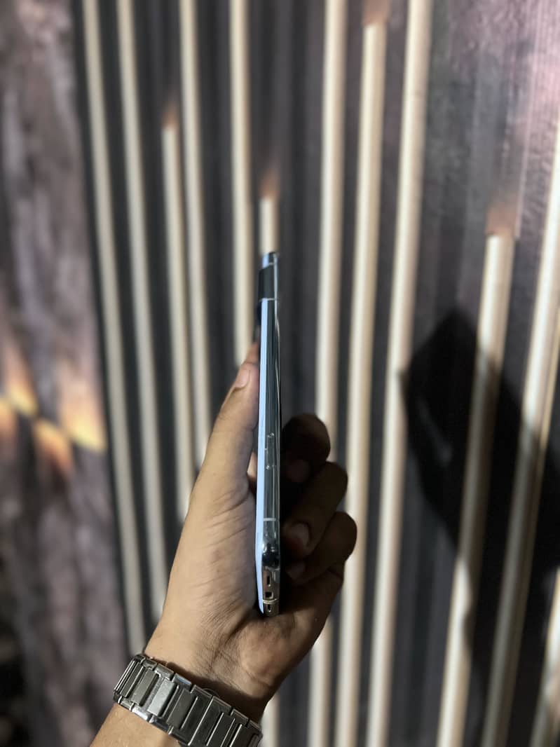 Google Pixel 8 Pro 4