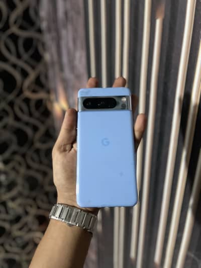 Google Pixel 8 Pro