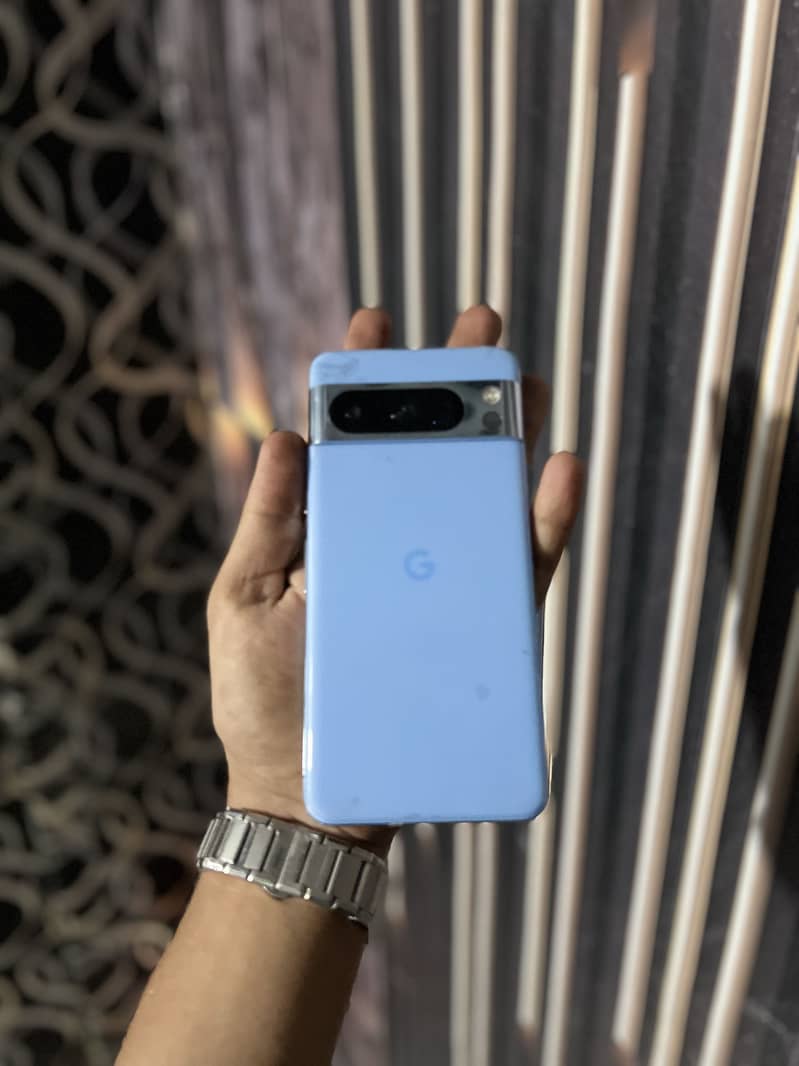 Google Pixel 8 Pro 0