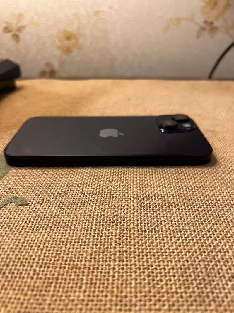 Apple iPhone 14 5