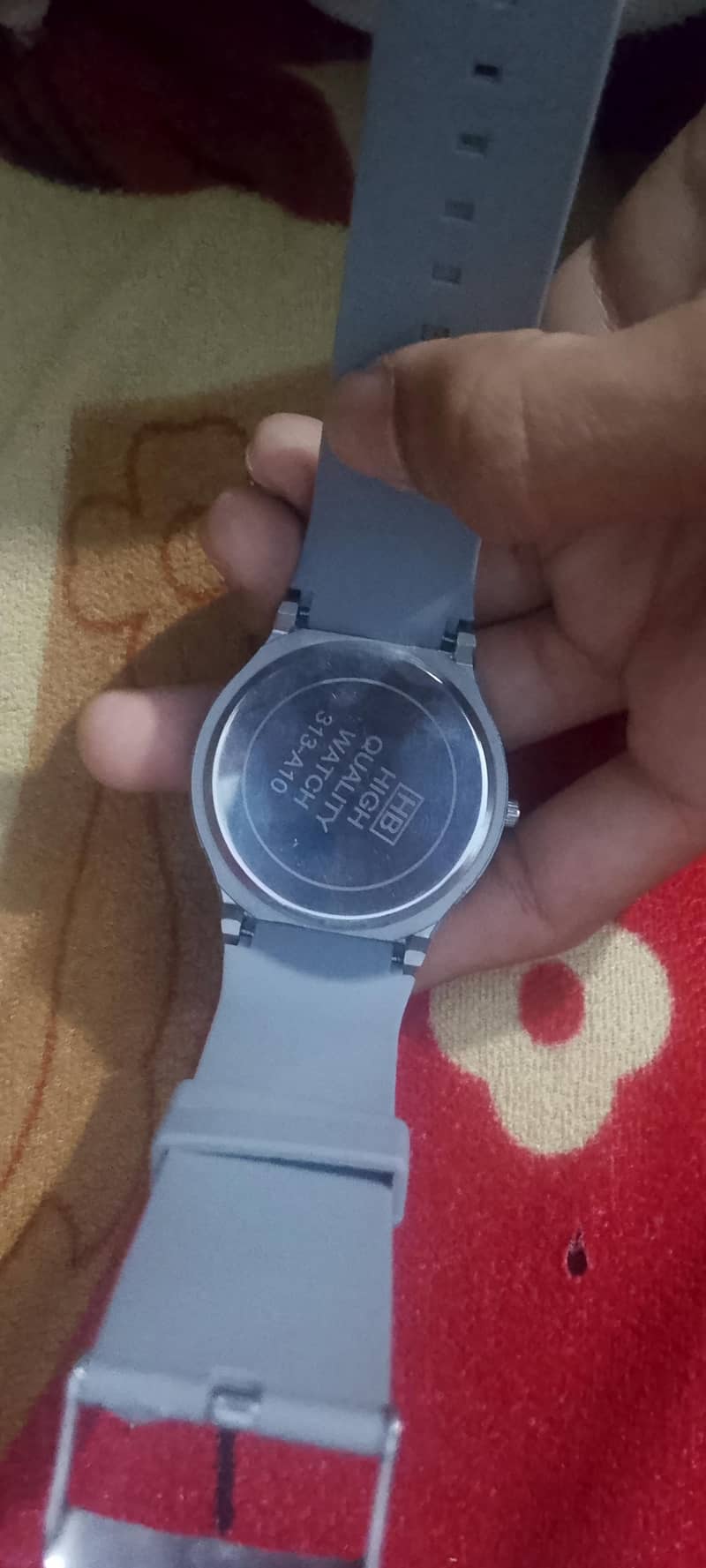 quartz watch 4