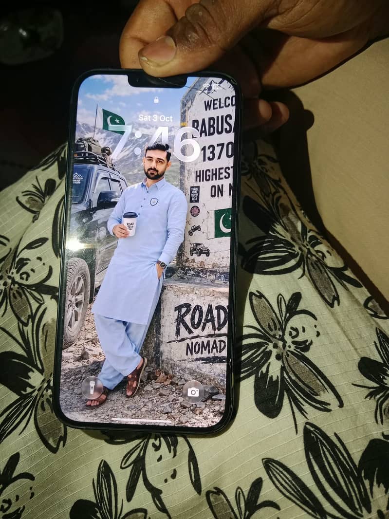 Apple iPhone 14 plus with box 2